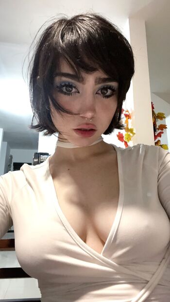 Full leaked Elinoiiddx private onlyfans photo