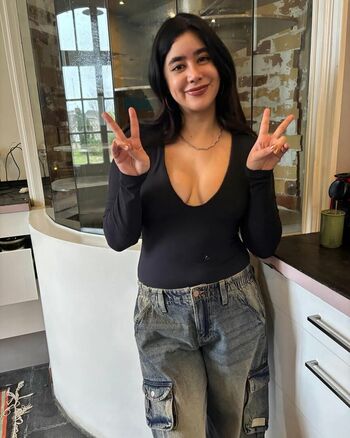 Full leaked Elisetran private onlyfans photo