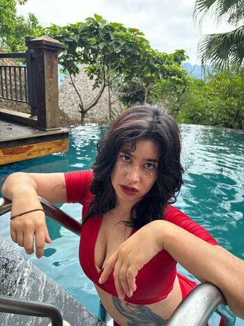 Full leaked Elisetran private onlyfans photo