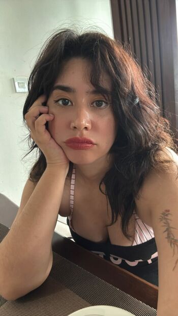 Full leaked Elisetran private onlyfans photo
