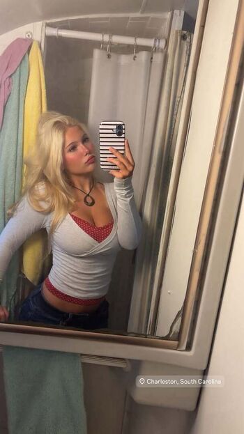 Full leaked Elizabeth graham private onlyfans photo