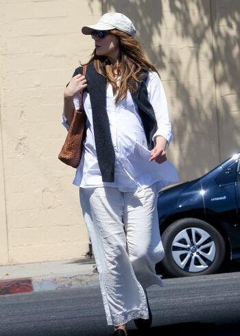 Full leaked Elizabeth olsen private onlyfans photo
