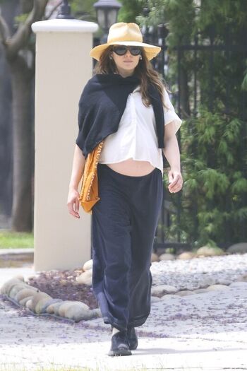 Full leaked Elizabeth olsen  page private onlyfans photo