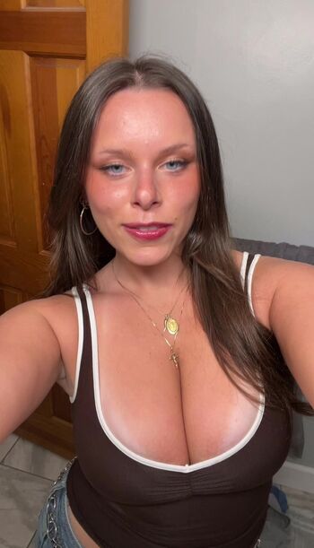 Full leaked Elizabeth owens private onlyfans photo