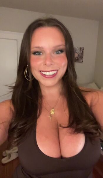 Full leaked Elizabeth owens private onlyfans photo