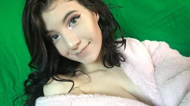 Full leaked Elizabeth reed private onlyfans photo