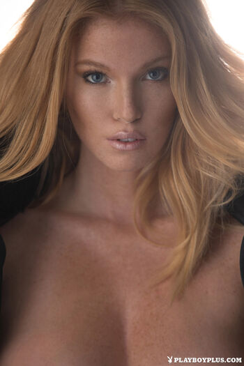 Full leaked Elizabethostrander private onlyfans photo