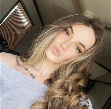 Full leaked Elizabitchstarr private onlyfans photo