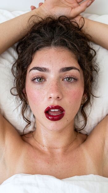 Full leaked Elizabrowne page private onlyfans photo