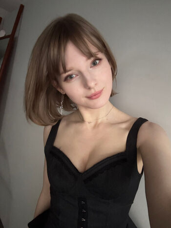 Ella Freya