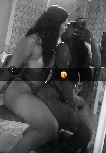 Full leaked Ella june private onlyfans photo