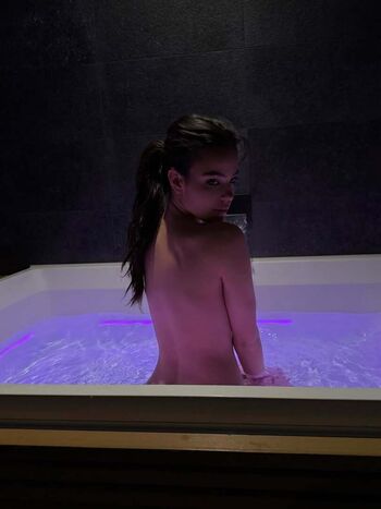 Full leaked Ella mendelsohn private onlyfans photo