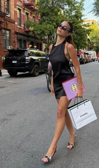 Full leaked Ella mendelsohn page private onlyfans photo