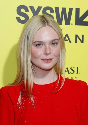 Elle Fanning