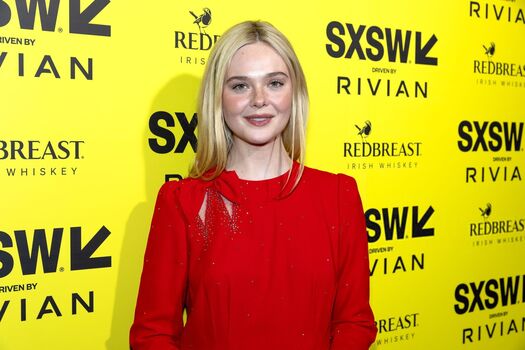 Full leaked Elle fanning page private onlyfans photo