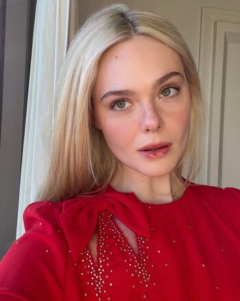 Full leaked Elle fanning page private onlyfans photo