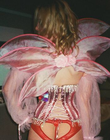 Full leaked Elle fanning page private onlyfans photo