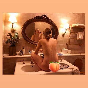 Full leaked Elle fanning page private onlyfans photo