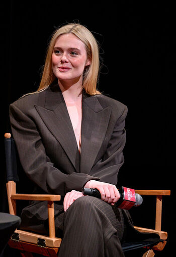 Full leaked Elle fanning page private onlyfans photo