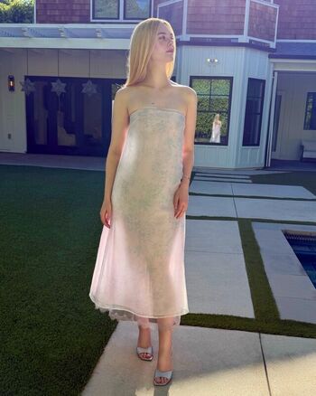 Full leaked Elle fanning page private onlyfans photo