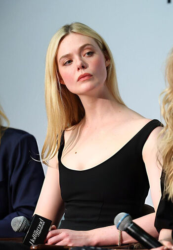 Full leaked Elle fanning page private onlyfans photo