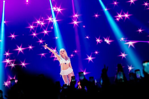 Elle Teresa ????????