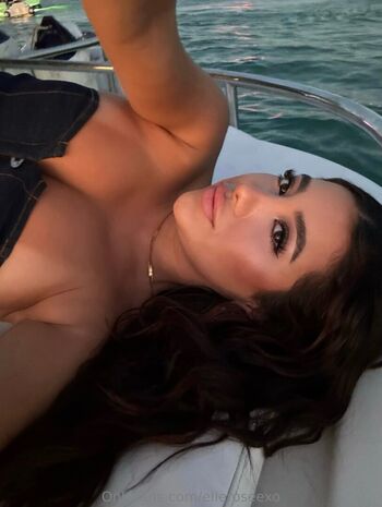 Elleroseexo