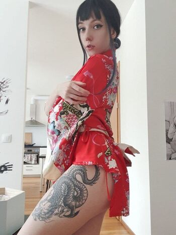 Full leaked Elleslove private onlyfans photo