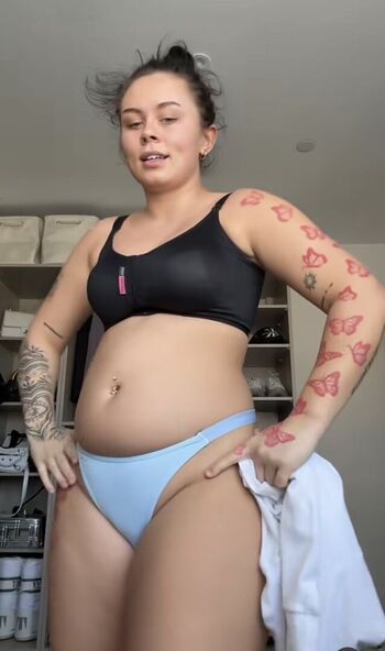Full leaked Elley davies private onlyfans photo