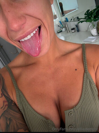 Full leaked Ellie dempster private onlyfans photo