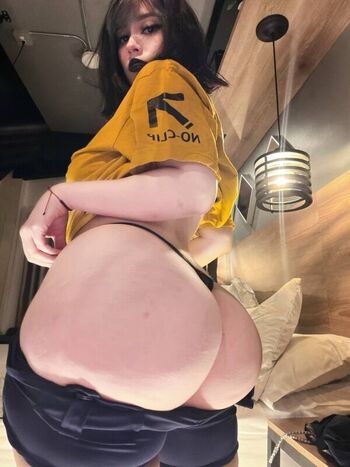 Full leaked Ellie kim private onlyfans photo