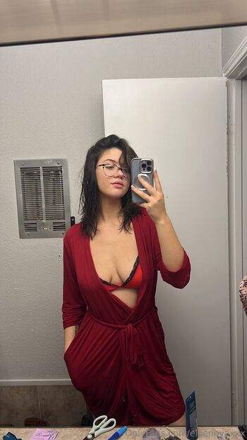 Full leaked Ellie nova page private onlyfans photo