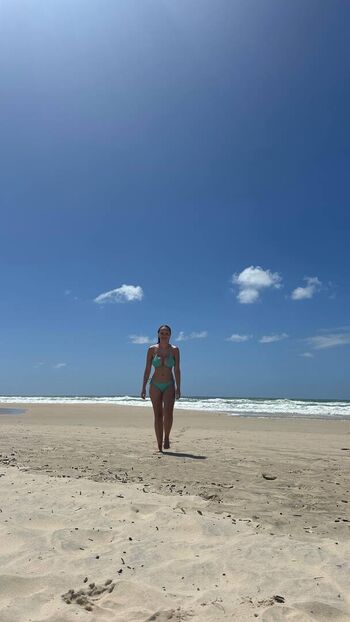 Full leaked Ellie warmbrunn page private onlyfans photo