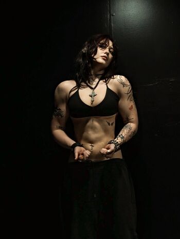 Full leaked Elliemoore private onlyfans photo