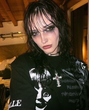 Full leaked Elliemoore private onlyfans photo