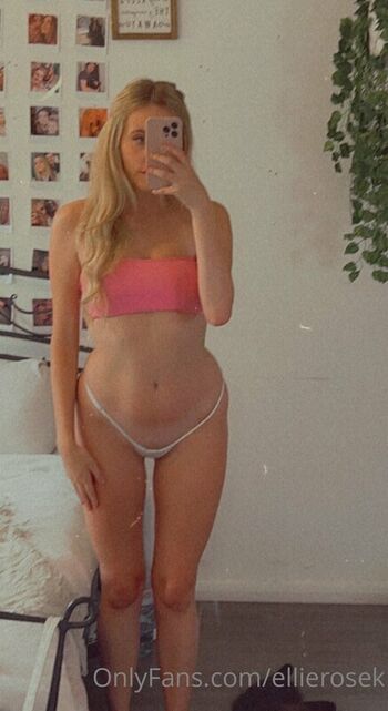 Full leaked Ellierosek  page private onlyfans photo