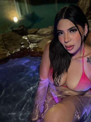 elliexxxlove
