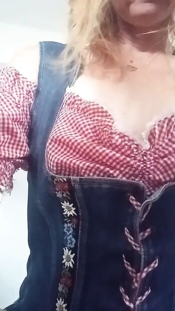 Full leaked Elly edelweiss private onlyfans photo