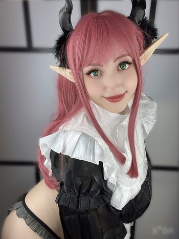 Ellychan96