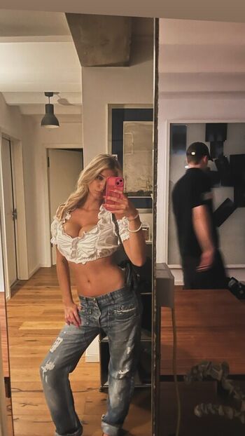 Full leaked Ellyy ann private onlyfans photo