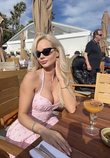 Full leaked Elsa jean  page private onlyfans photo