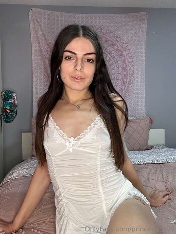 Full leaked Elysia private onlyfans photo