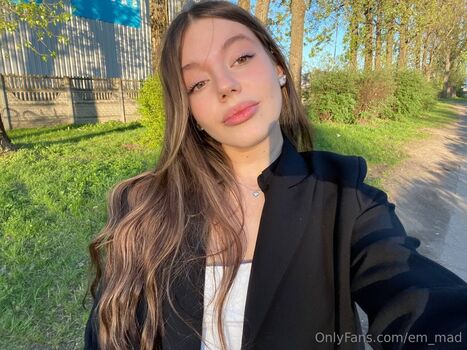 Full leaked Em mad private onlyfans photo