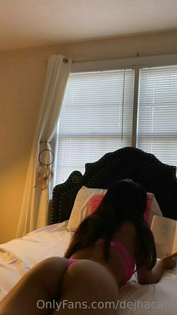 Full leaked Emikoxo private onlyfans photo