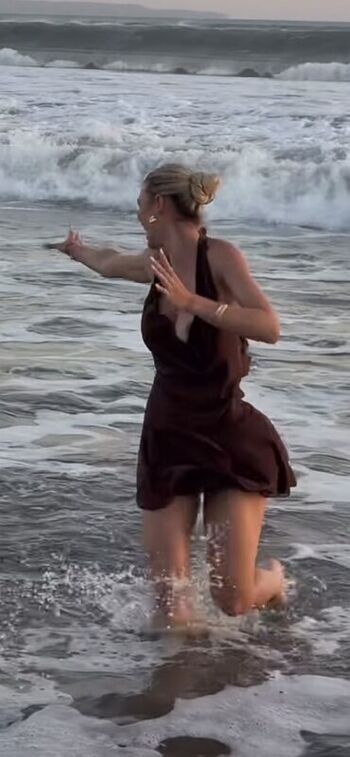 Full leaked Emilia bte private onlyfans photo