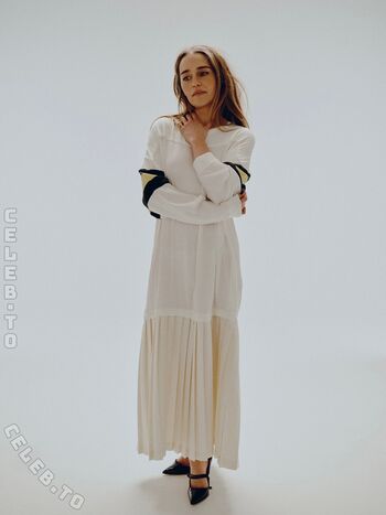Full leaked Emilia clarke private onlyfans photo
