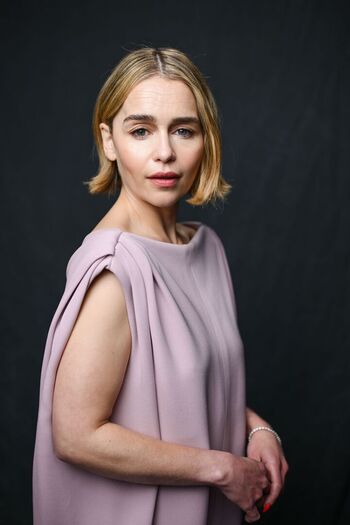 Full leaked Emilia clarke page private onlyfans photo