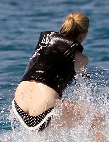 Full leaked Emiliafox private onlyfans photo