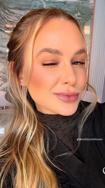 Full leaked Emilly schellmann page private onlyfans photo