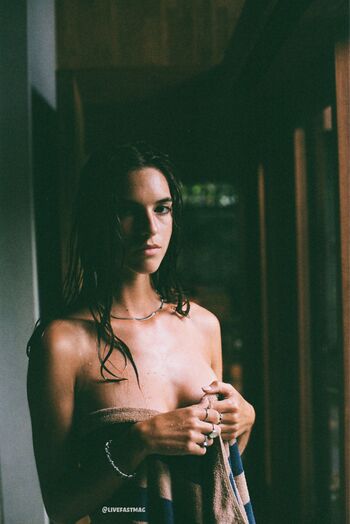 Full leaked Emily feld  page private onlyfans photo